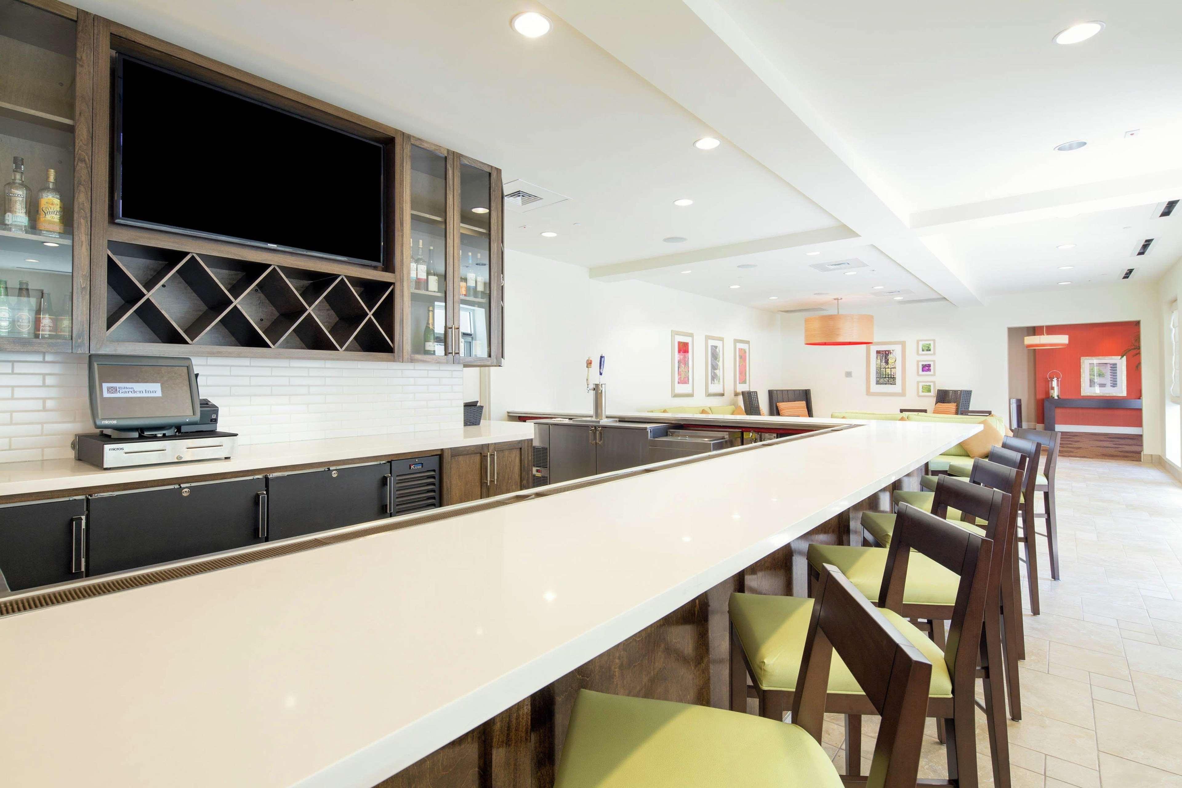 Hilton Garden Inn Паскагула Экстерьер фото